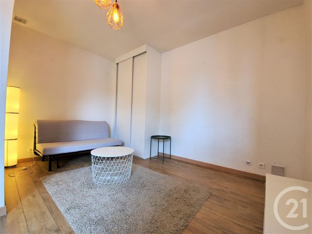 Appartement F1 à louer - 1 pièce - 24.33 m2 - MAISONS ALFORT - 94 - ILE-DE-FRANCE - Century 21 Lb Immobilier Appartement F1 à louer - 1 pièce - 24.33 m2 - MAISONS ALFORT - 94 - ILE-DE-FRANCE - Century 21 Lb Immobilier