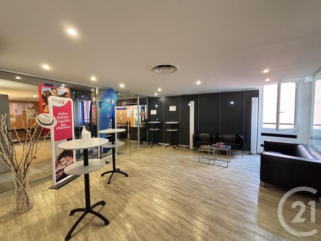 entreprise à louer - 928.0 m2 - MONTREUIL - 93 - ILE-DE-FRANCE - Century 21 Lb Immobilier